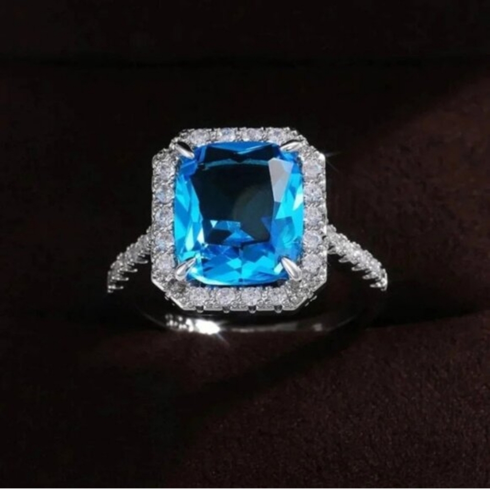 New Blue Aquamarine Silver Diamond Halo Ring - Picture 4 of 5